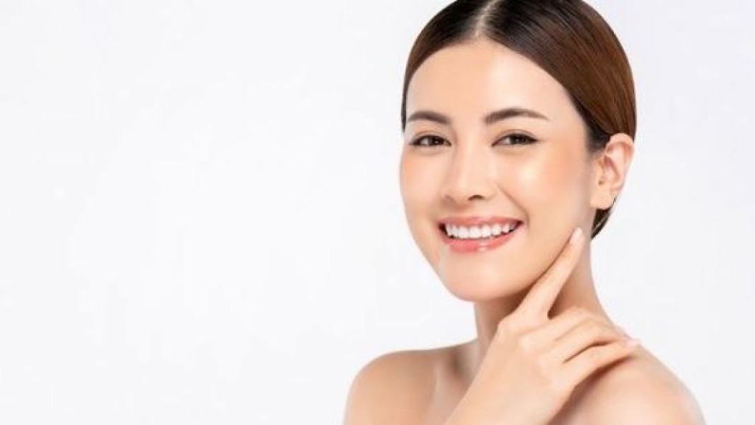 Tak Perlu Skincare Mahal, Inilah Cara Alami Mencerahkan Kulit Wajah dari Dalam dengan Tanaman Herbal