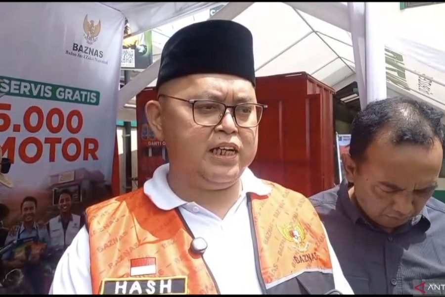 Baznas Sumedang Salurkan 3.000 Paket Sembako dari Zakat ASN untuk Mustahik
