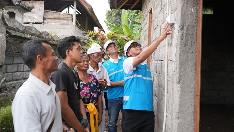 Energi Berkeadilan: PLN Sambung Listrik Gratis Warga Pra-Sejahtera Bali