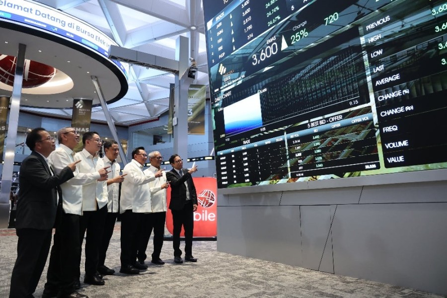 Saham EMAS Melonjak, Proyek Tambang Jadi Daya Tarik