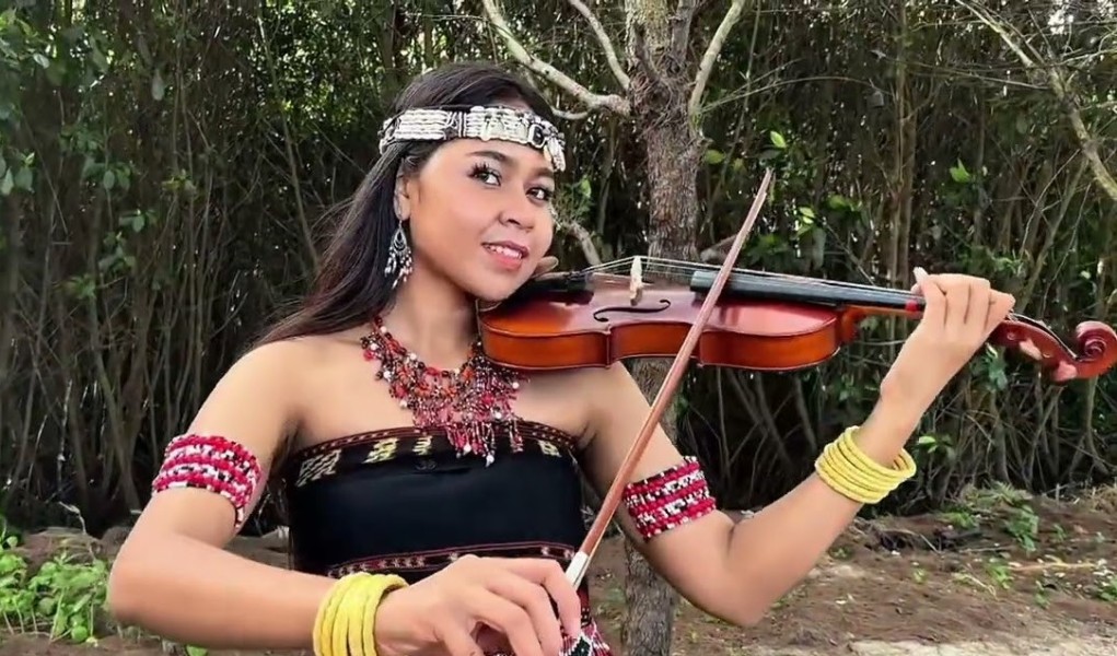 Inspiratif Kisah Sukses Beauty Boling dari NTT di Miss Indonesia