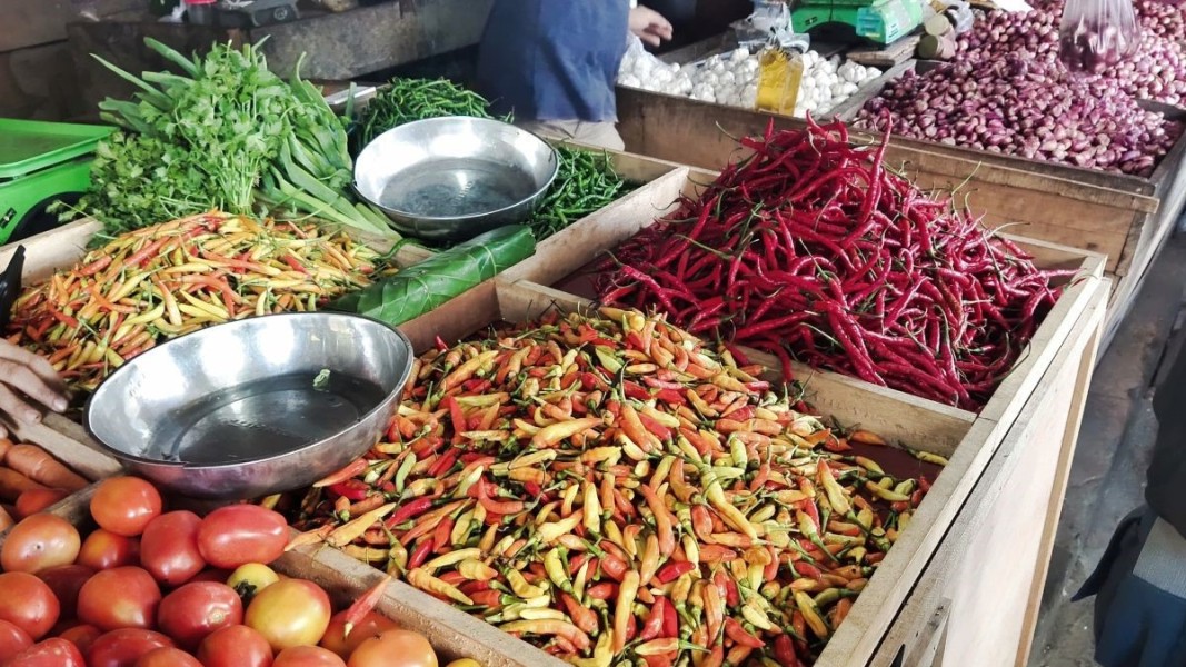 Update Terbaru Harga Bahan Pokok 2 April 2026: Cabai Turun, Konsumen Bisa Atur Anggaran Belanja