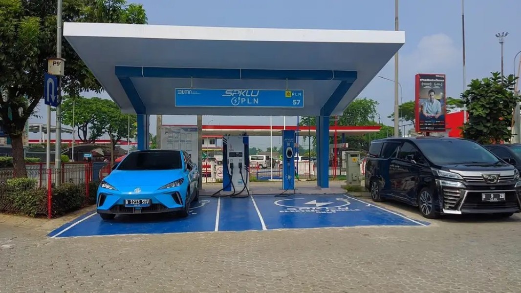 PLN Percepat Penyediaan SPKLU di Jalur Mudik untuk Kendaraan Listrik