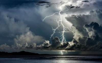 BMKG Update Lengkap Prakiraan Cuaca Jawa Timur 2 April 2026, Hujan Petir dan Suhu Ekstrem