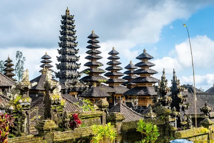 Panduan Lengkap Liburan ke Pura Besakih Bali