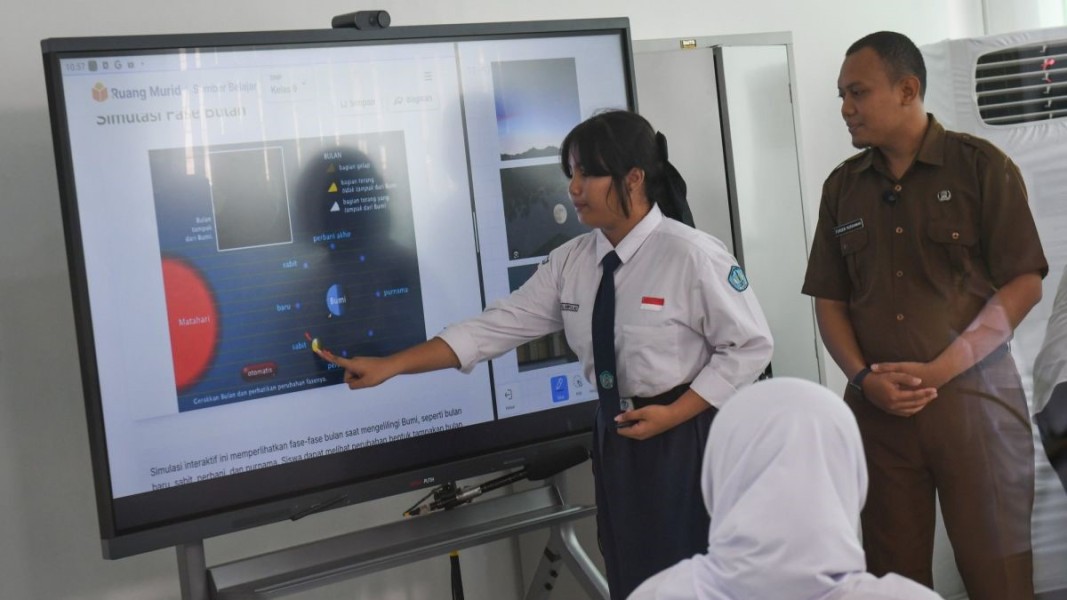 Kemendikdasmen Bersinergi dengan Komisi X dan Pemda Tingkatkan Digitalisasi Sekolah