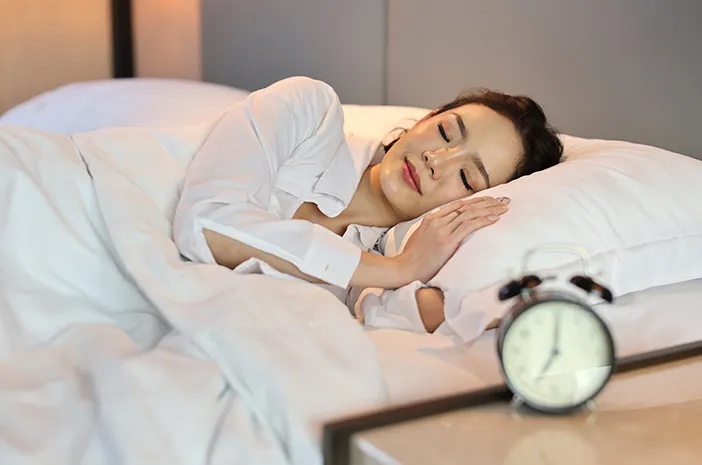 Metode Sederhana Turunkan Berat Badan Saat Tidur Nyenyak Malam Hari