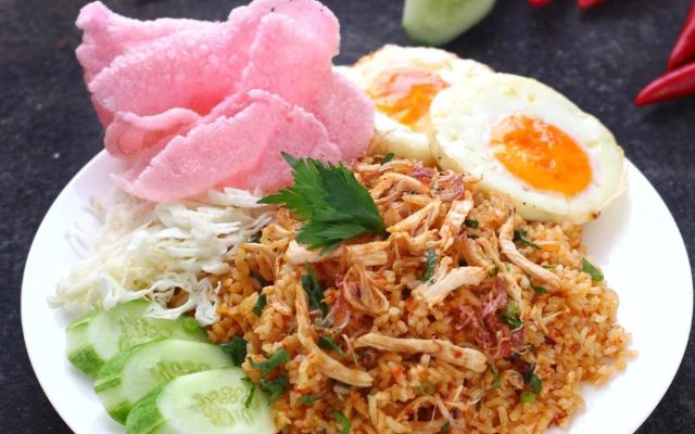 Kuliner Viral Nasi Goreng Padang Bopet Sutan Mudo 24 Jam Dekat BINUS Jakarta Barat