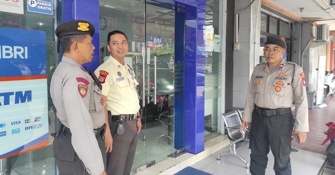 Patroli Polsek Bululawang Perkuat Keamanan Perbankan
