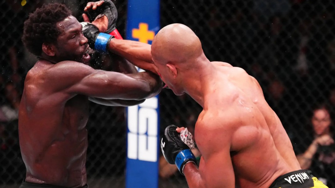 Jared Cannonier Bangkit Kembali dengan Kemenangan KO Spektakuler Melawan Gregory Rodrigues di UFC Fight Night