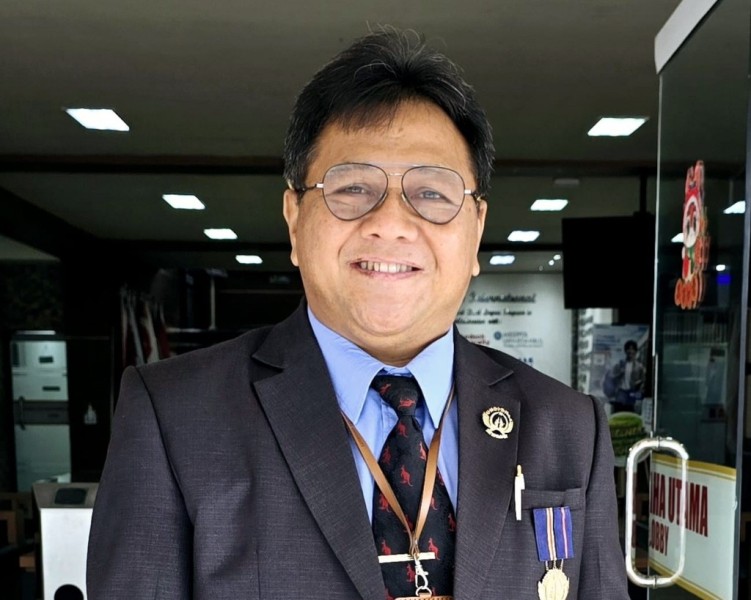 Perbandingan Keuntungan Devisa Sektor Pariwisata Dan Sumber Daya Alam Bagi Masyarakat