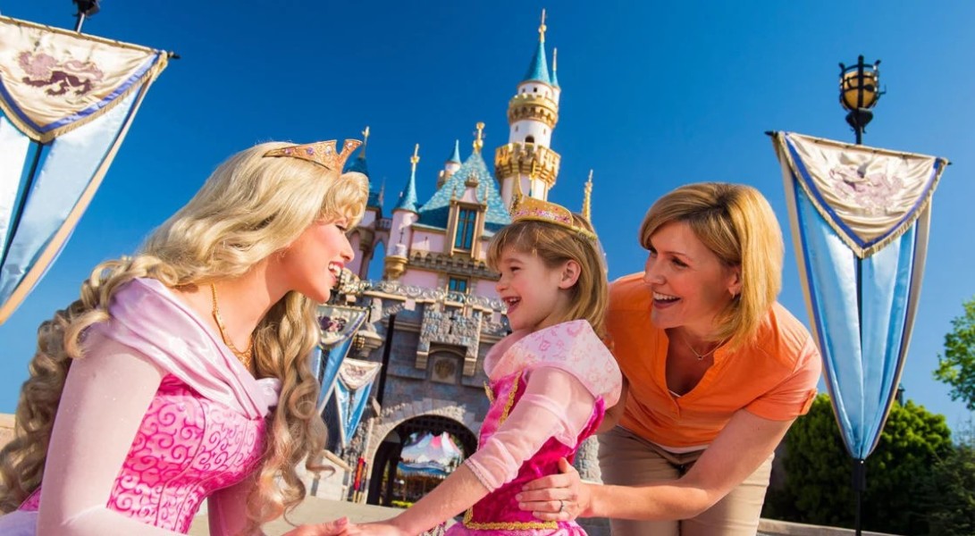 5 Tips Orang Tua Agar Liburan Keluarga di Disney World Aman