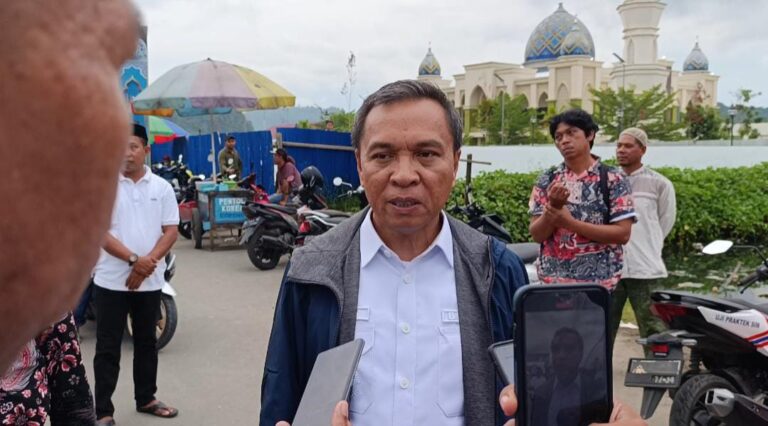 Kepala Desa dan Sekdes Kulo Jaya Jual Tanah Restan ke Perusahaan Tambang, Warga Transmigrasi Mengamuk!