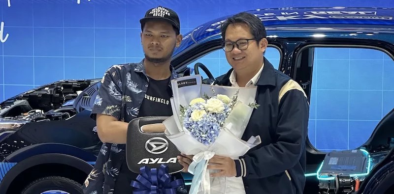 Daihatsu Serahkan Ayla Modifikasi Hadiah Super Giveaway Pemenang