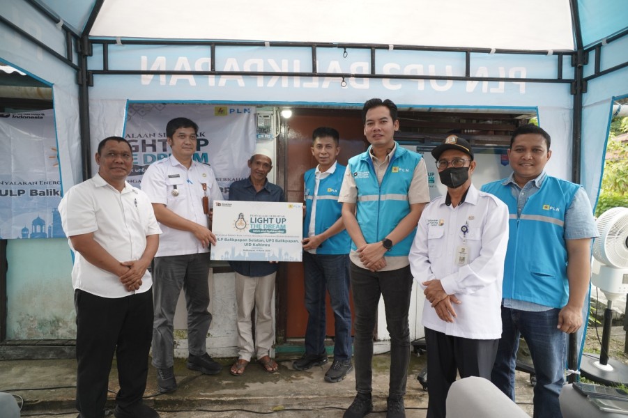 Warga Kurang Mampu Kini Memiliki Hak Yang Sama Atas Listrik Berkat PLN UID Kaltimra Ramadhan