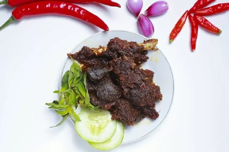 7 Resep Bebek Goreng Madura Lezat, Gurih hingga Pedas Nikmat