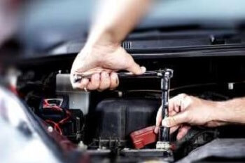 Daftar 20 Bengkel Mobil Sidoarjo dan Biaya Perbaikannya