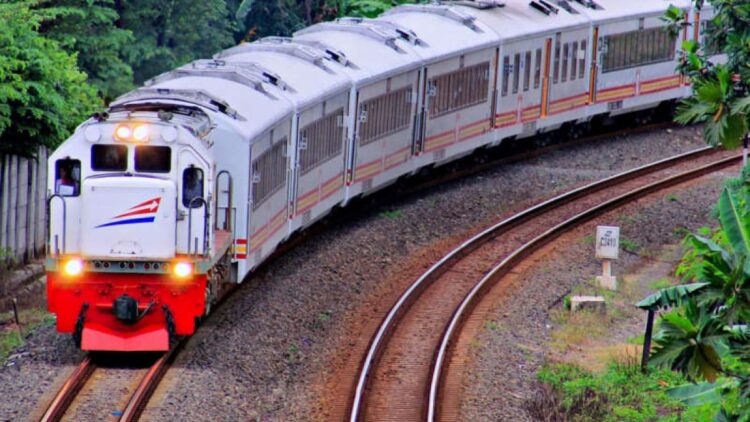 Lebih dari 5.000 Barang Tertinggal di Kereta Api Indonesia dalam 5 Bulan: Kerugian Nyata dan Pentingnya Cek Ulang Barang Bawaan