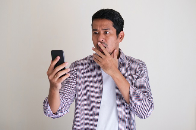 Dampak Doomscrolling pada Kesehatan Mental dan Cara Mengatasinya