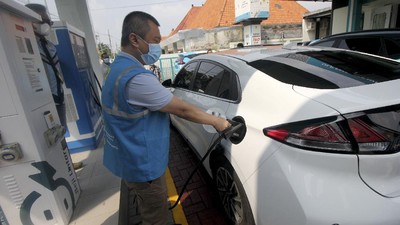 PT PLN Hadirkan Promo Khusus Sambut Hari Kebangkitan Nasional, Pelanggan Dapatkan Diskon untuk Pengisian Mobil Listrik di Rumah