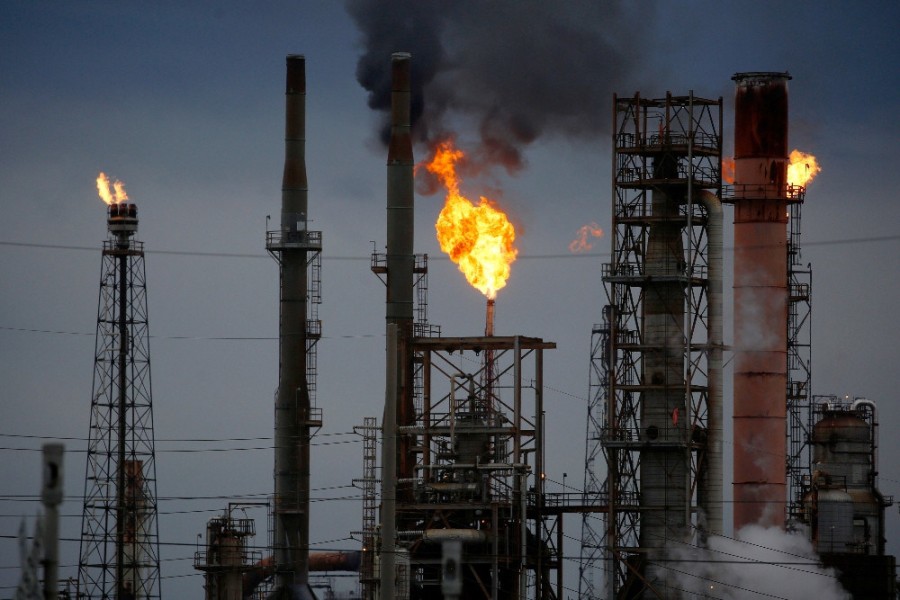 Harga Minyak Dunia Tembus Kenaikan Baru Akibat Ketegangan Venezuela dan Risiko Pasokan Global