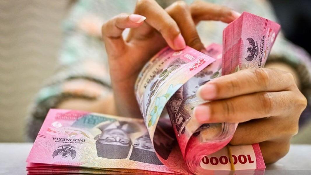 Rupiah Menguat Berkat Sentimen Pasar Domestik dan Global