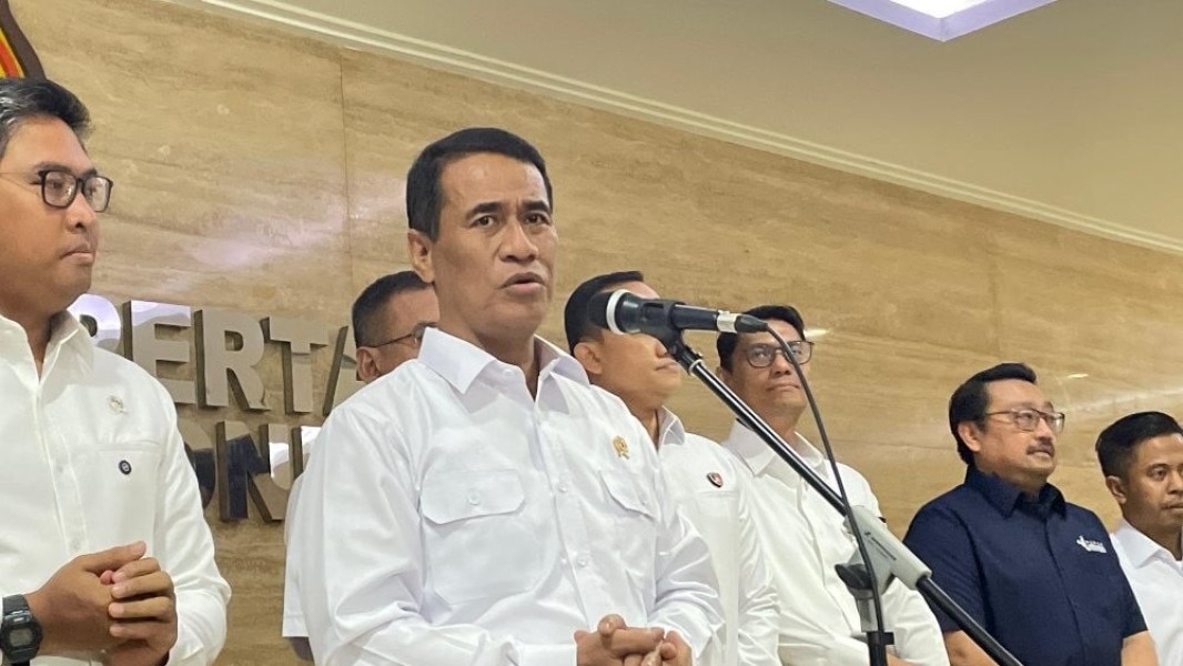 Mentan Bongkar Distributor dan Pengecer Pupuk Subsidi Bermasalah, Petani Dimudahkan