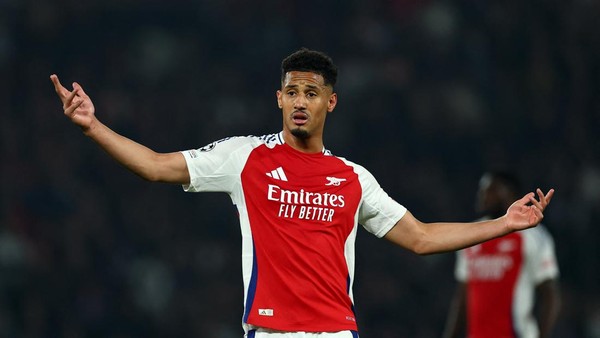 Real Madrid Incar Saliba, Arsenal Tetap Bertahan