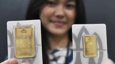 Harga Emas Antam Turun Hari Ini Jadi Rp3.021.000 Per Gram Pada Jumat