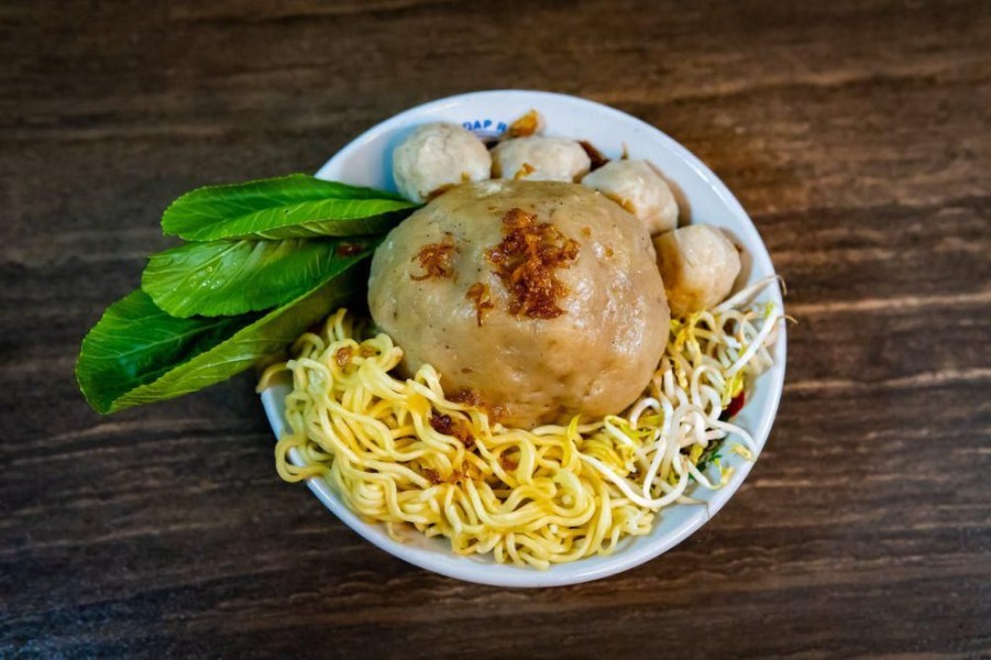 10 Rekomendasi Tempat Makan Enak Dekat Stasiun Jebres Solo