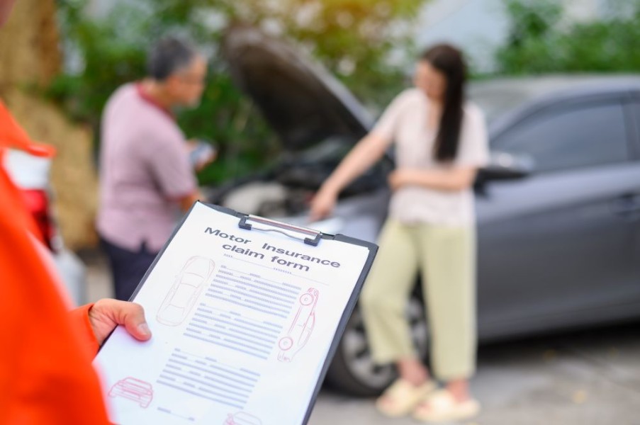 Berapa Biaya Klaim Asuransi Mobil? Begini Ketentuannya