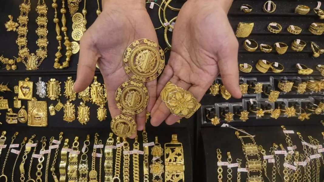 Harga Emas Perhiasan Minggu 4 Januari 2026 Terbaru Lengkap Semua Kadar