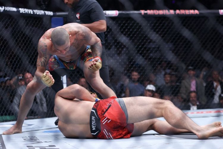 Kekalahan Dramatis Alex Pereira di UFC 313, Janjikan Laga Ulang dengan Magomedov Ankalaev