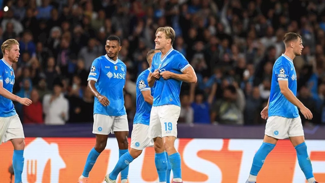 Napoli Bangkit Lewat Gol Hojlund Kalahkan Sporting CP Tipis