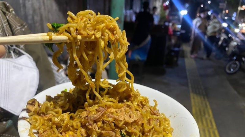 Rekomendasi Warmindo Favorit di Jakarta dengan Racikan Unik yang Menggoda Selera