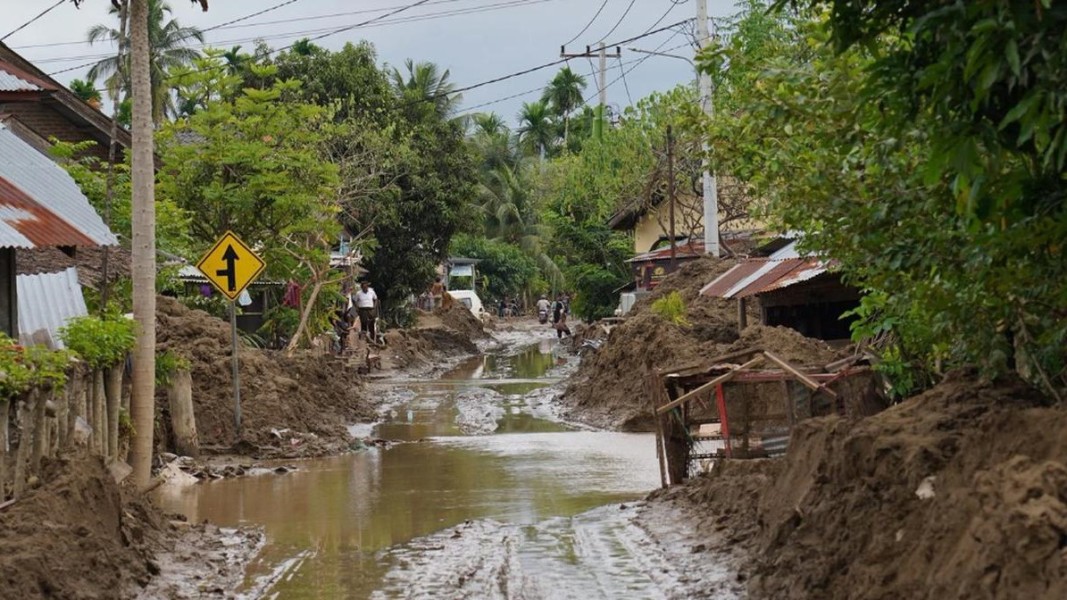 Jalan Nasional dan Provinsi di Sumatra Mulai Pulih Pasca Banjir Besar