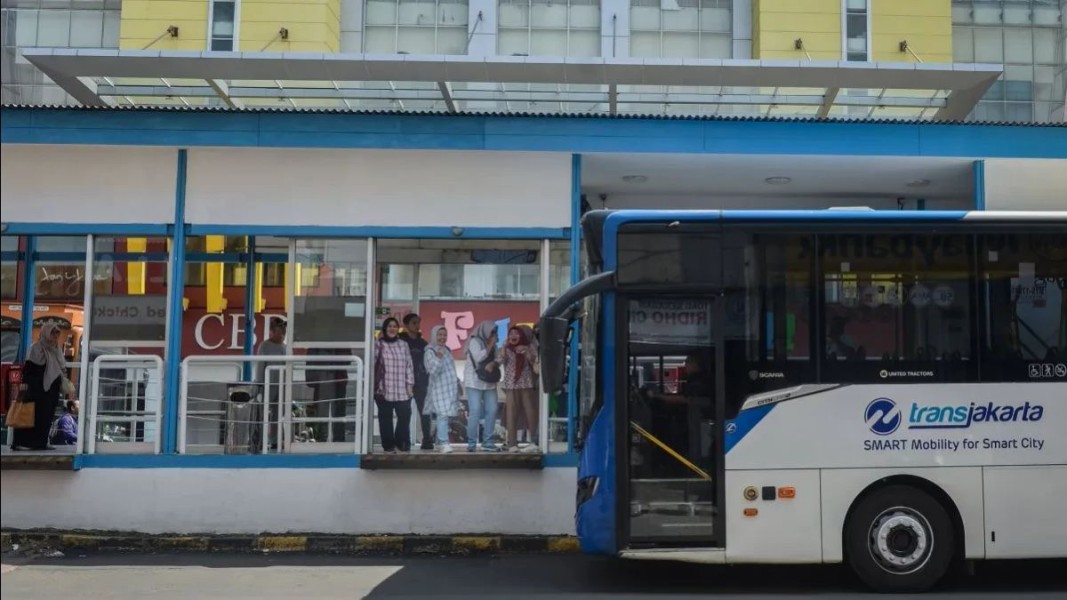TransJakarta Koridor 13 Evaluasi Strategi Antisipasi Kemacetan di Jakarta