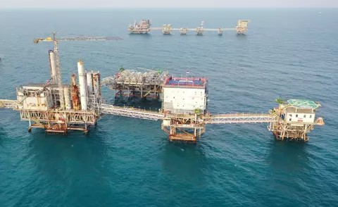 Harga Minyak Dunia Naik Tipis Didukung Penurunan Persediaan AS