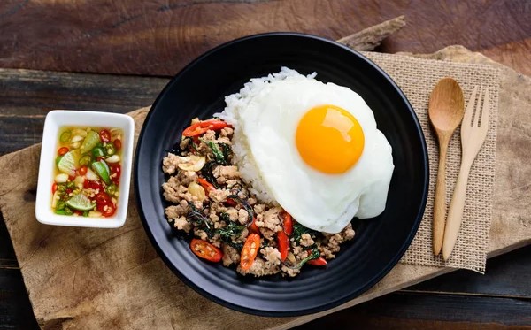 Resep Pad Kaprao Ala Chef Freddie, Lezat dan Bernutrisi Tinggi Resep Pad Kaprao Ala Chef Freddie, Lezat dan Bernutrisi Tinggi