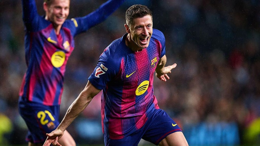 Barcelona Tawarkan Kontrak Baru Lewandowski Masa Depan Masih Tanda Tanya Besar