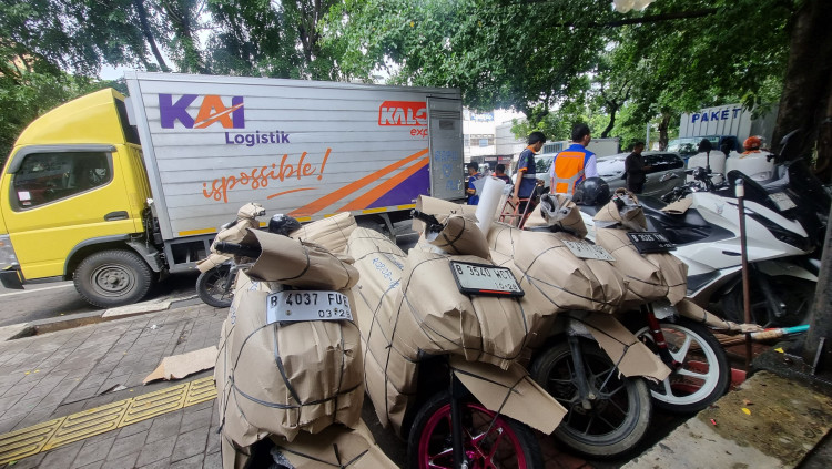 KAI Logistik dan Pengiriman Motor