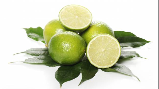 7 Khasiat Jeruk Nipis untuk Kesehatan Tubuh yang Jarang Disadari Banyak Orang