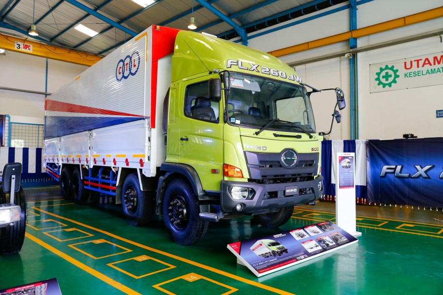Hino Luncurkan Truk Baru untuk Dukung Logistik Modern