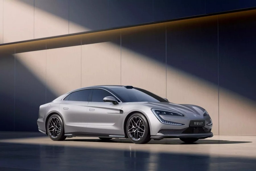 BYD Yangwang U7 Hadir, Sedan Listrik Premium dengan Performa Jarak Tempuh Jauh