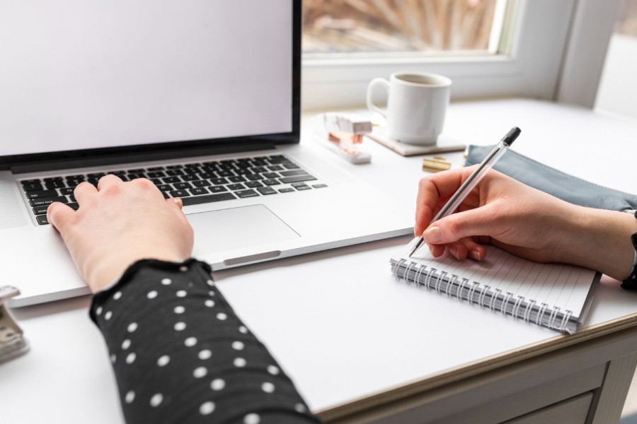 Contoh Copywriting Berdasarkan Jenis dan Tips Membuatnya