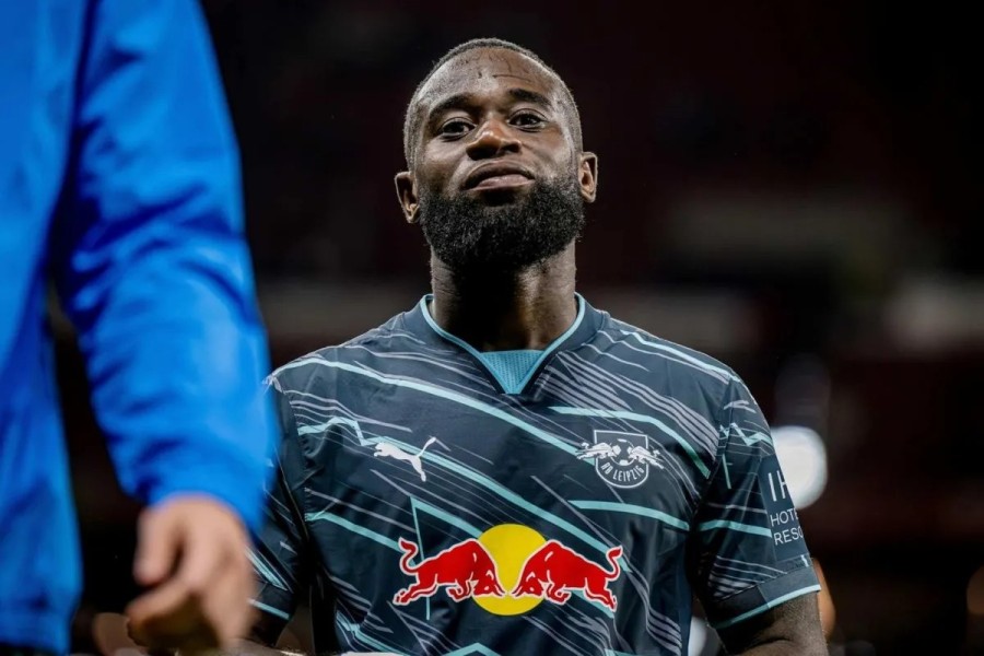 Deadline Transfer: Harapan Liverpool Gaet Geertruida Kian Menipis