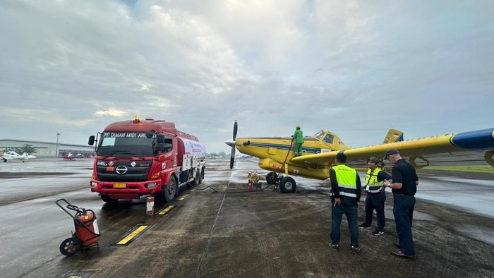 Pertamina Gunakan Air Tractor untuk Kirimkan BBM ke Aceh
