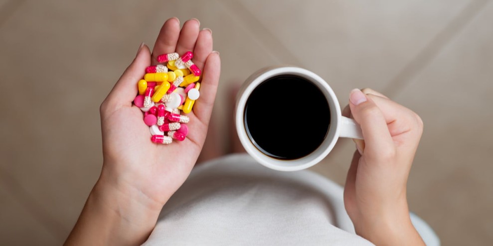 Minum Kopi Setelah Minum Obat Aman atau Berbahaya