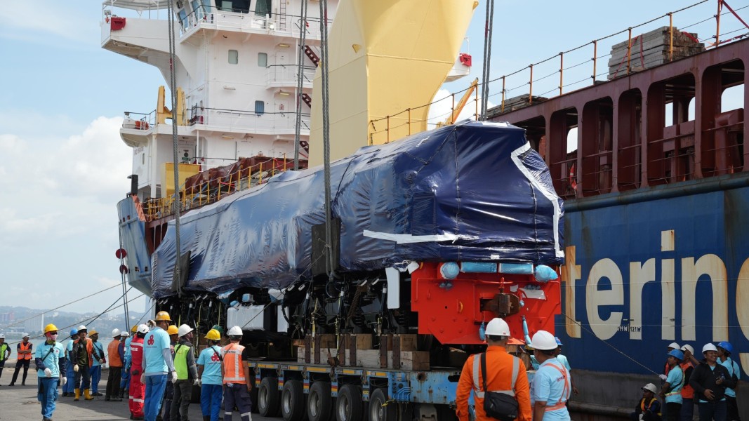 Pengadaan Lokomotif Baru Tipe CC 205 Berlanjut, KAI Perkuat Angkutan Barang Nasional