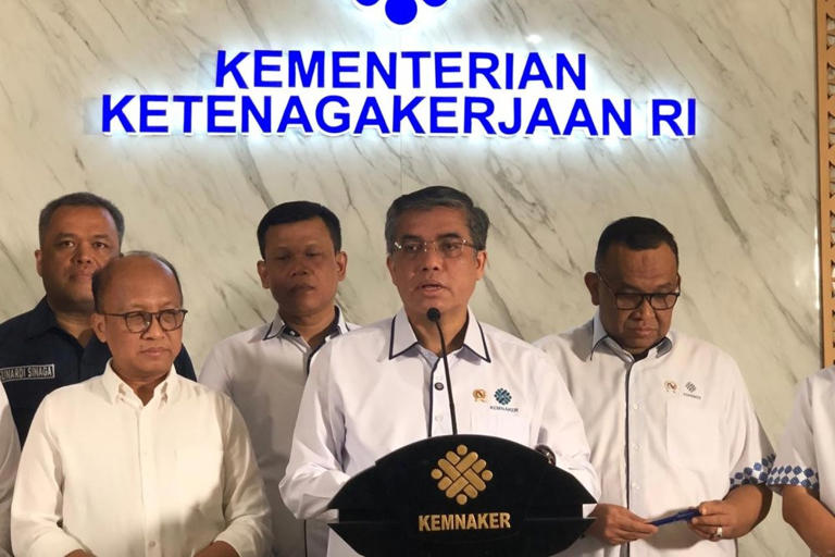 Penetapan UMP 2026 Tertunda, KHL Jadi Dasar Baru Upah